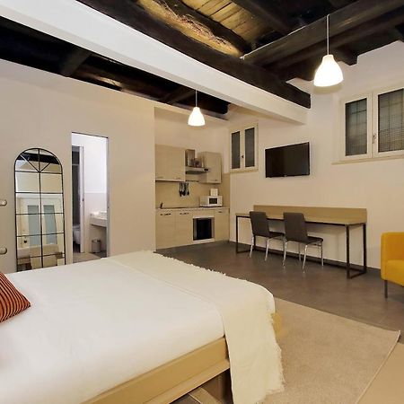 Trastevere Suites & Spa Rome Exterior photo