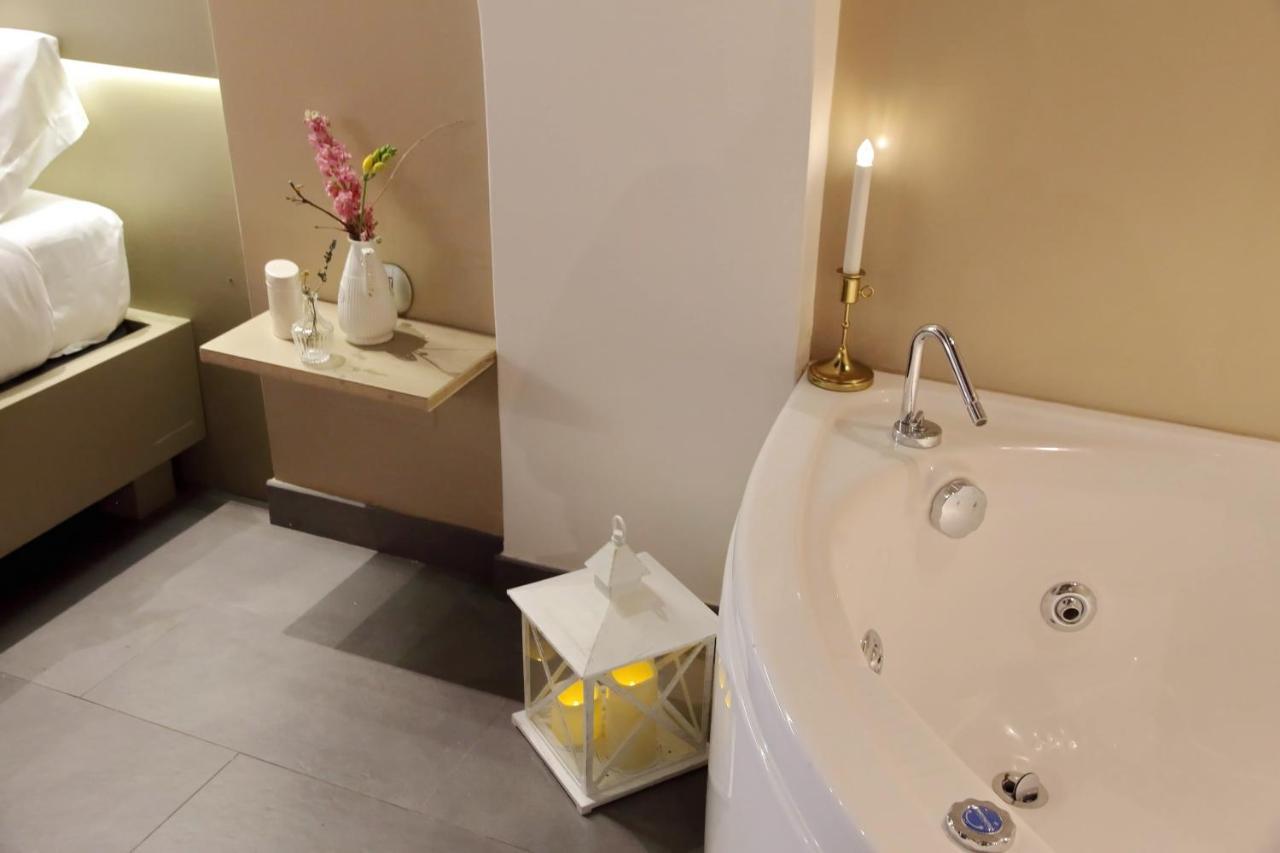 Trastevere Suites & Spa Rome Exterior photo
