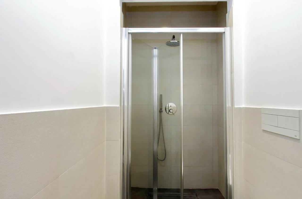 Trastevere Suites & Spa Rome Exterior photo